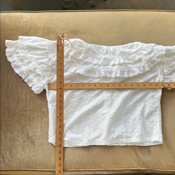 Vintage Ivory Ruffled Blouse - Picture 6 of 9
